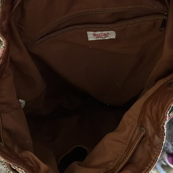 Backpack - Picture 3 of 3